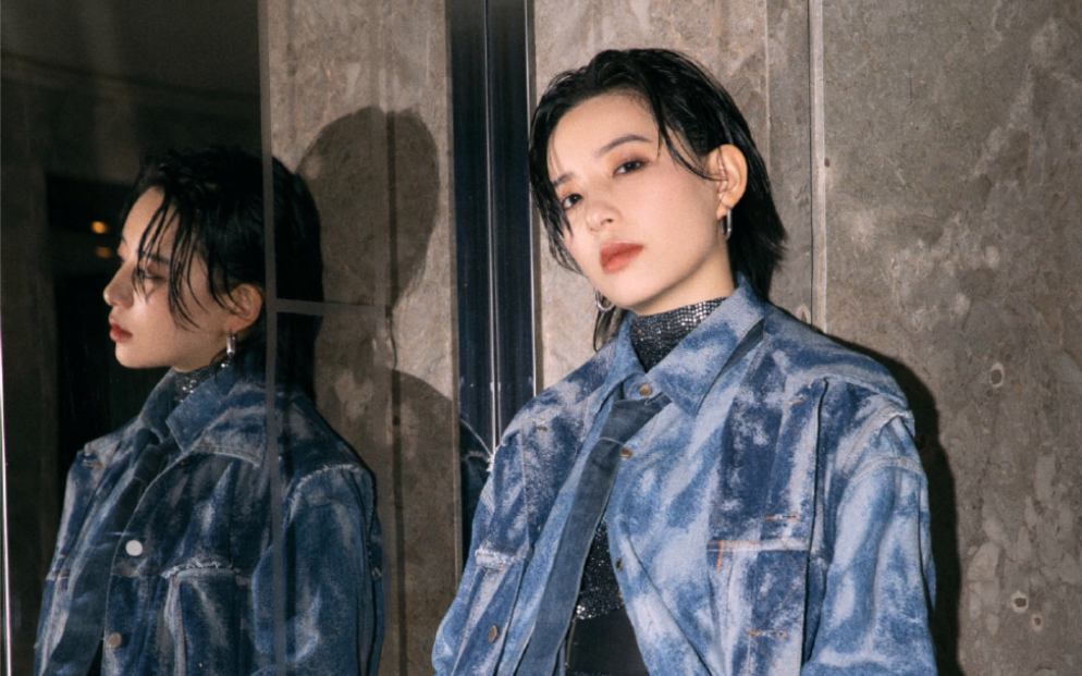 饭拍李斯丹妮全开麦live兰花草qq音乐心动表彰大会全开麦livefocus