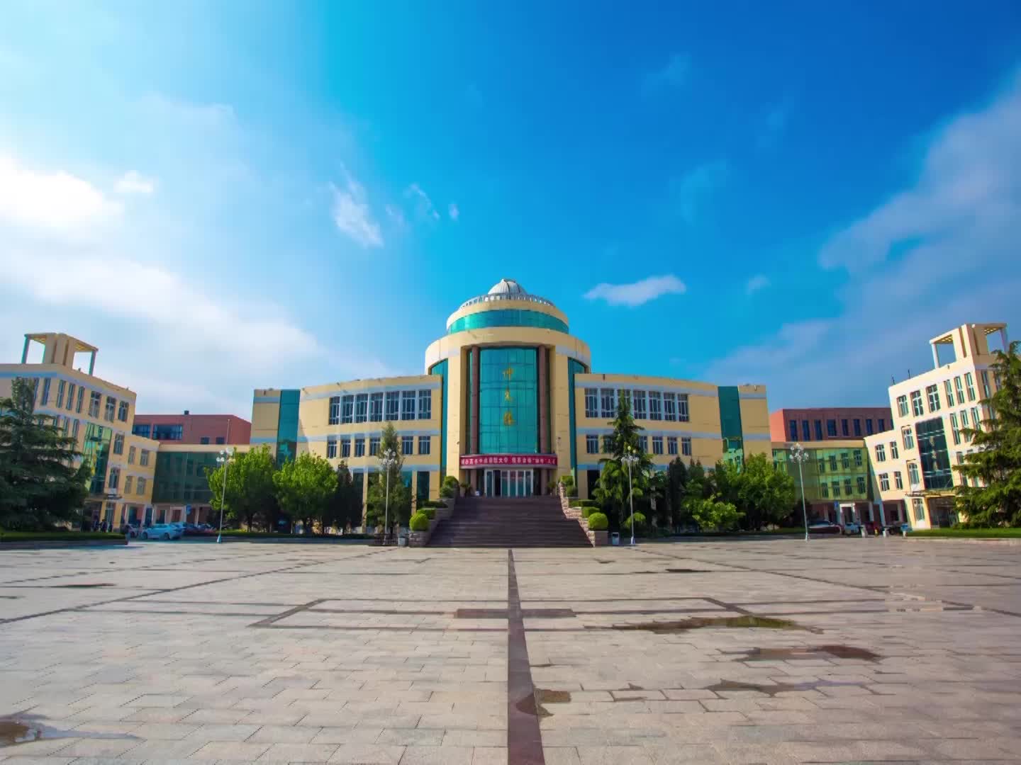 活动  山财大东方学院2019招生宣传片《当一个东大人是种怎样的体验》