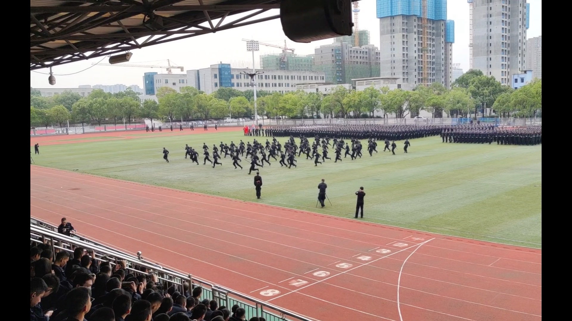 湖南警察学院军训汇报表演很震撼哔哩哔哩bilibili