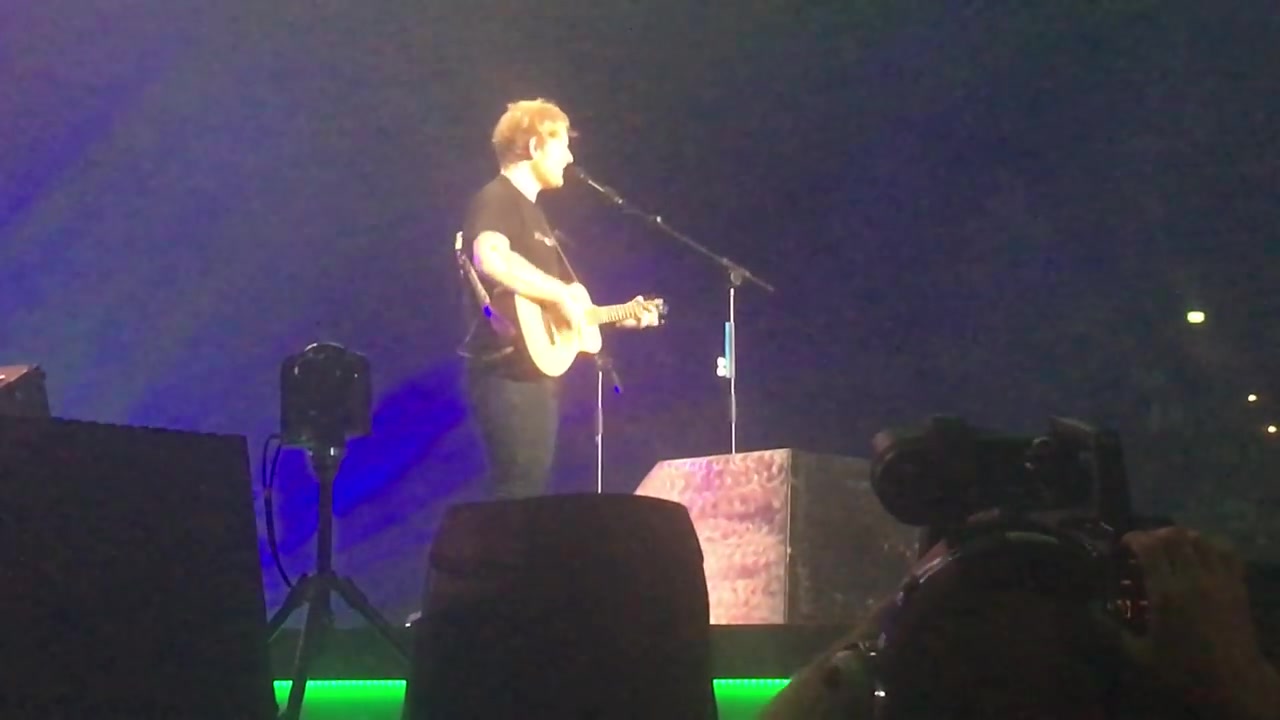 [图]Ed Sheeran - Nancy Mulligan 慕尼黑演唱会 20/3/2017