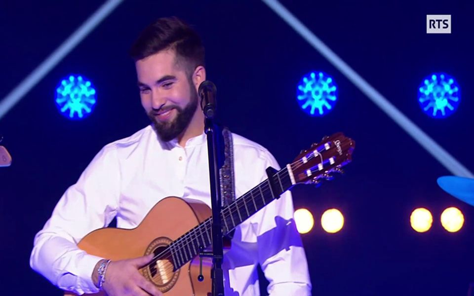 [图]【法国人气天王】肯德基Kendji Girac 最新Le papillon节目现场