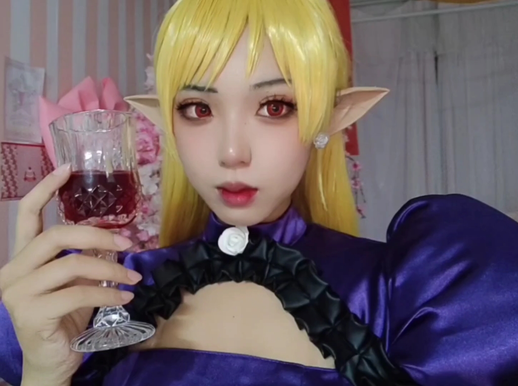 【暗夜协奏曲cos】为我的小兔子让路,如何?