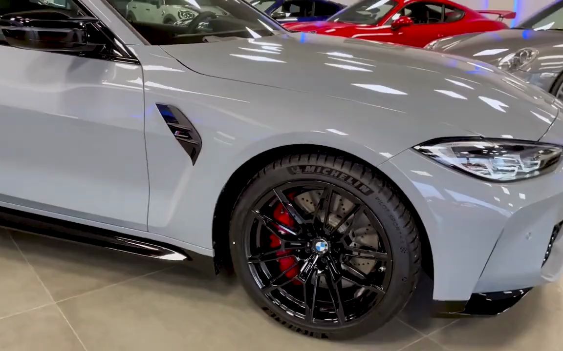 2022款宝马m4水泥灰版到店实拍太帅气了