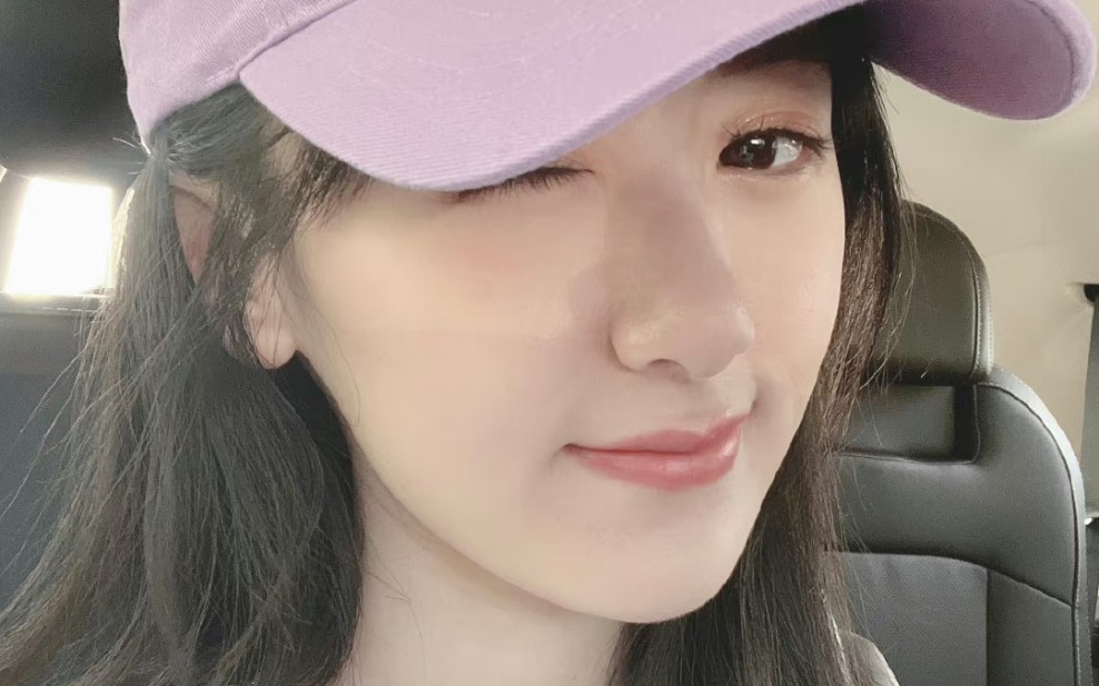 袁冰妍工作室 你终于活了看到新鲜的小袁 太美了 这状态绝了