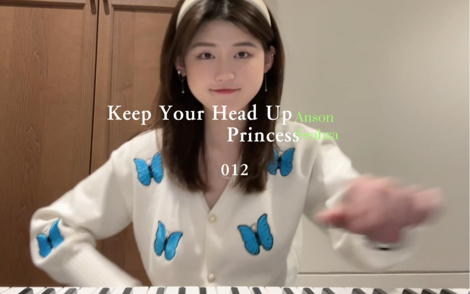 [图]别低头，皇冠会掉｜英文歌翻唱 Keep Your Head Up Princess - Anson Seabra