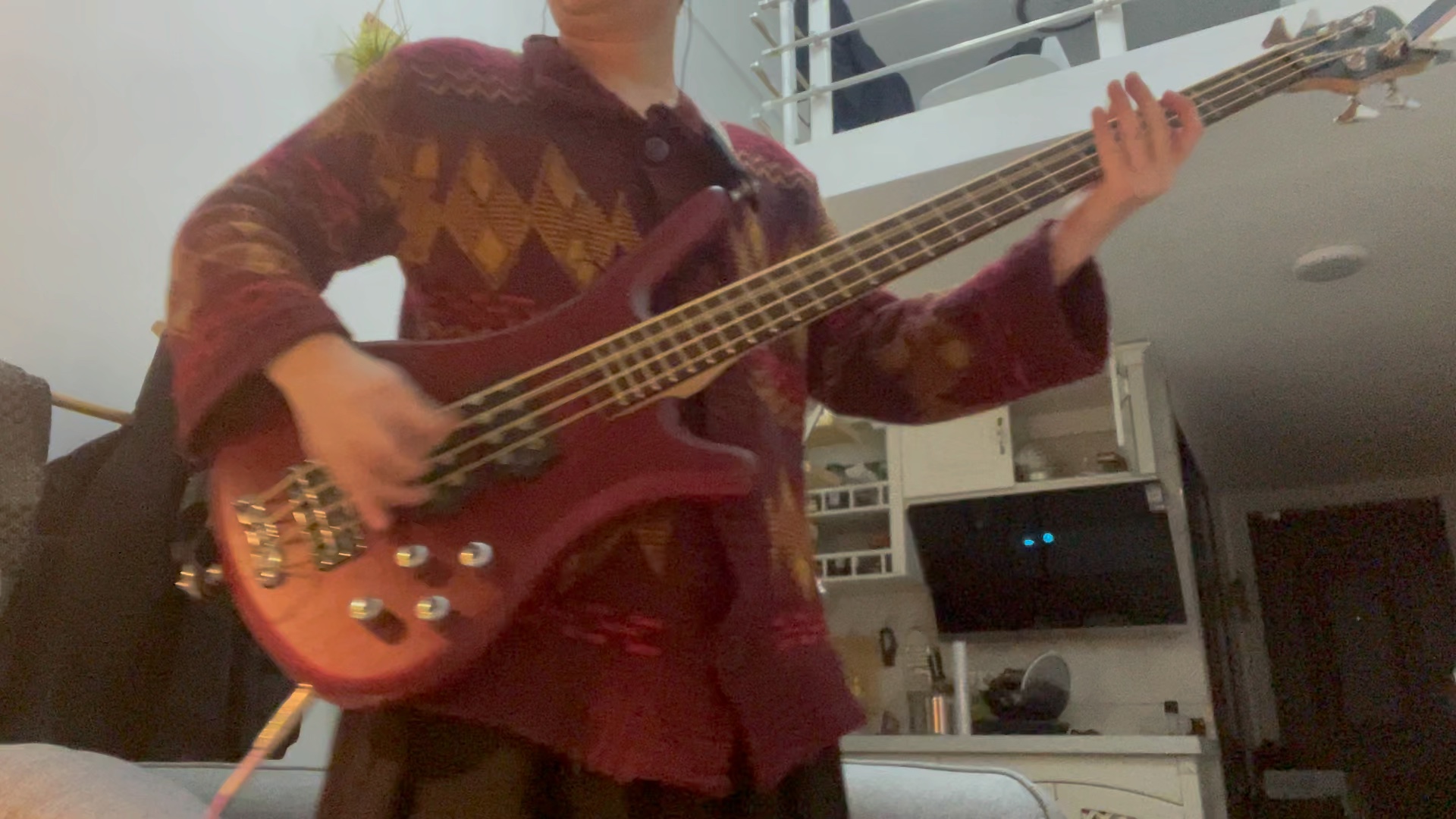 [图]【bass cover】九宝乐队-十丈铜嘴