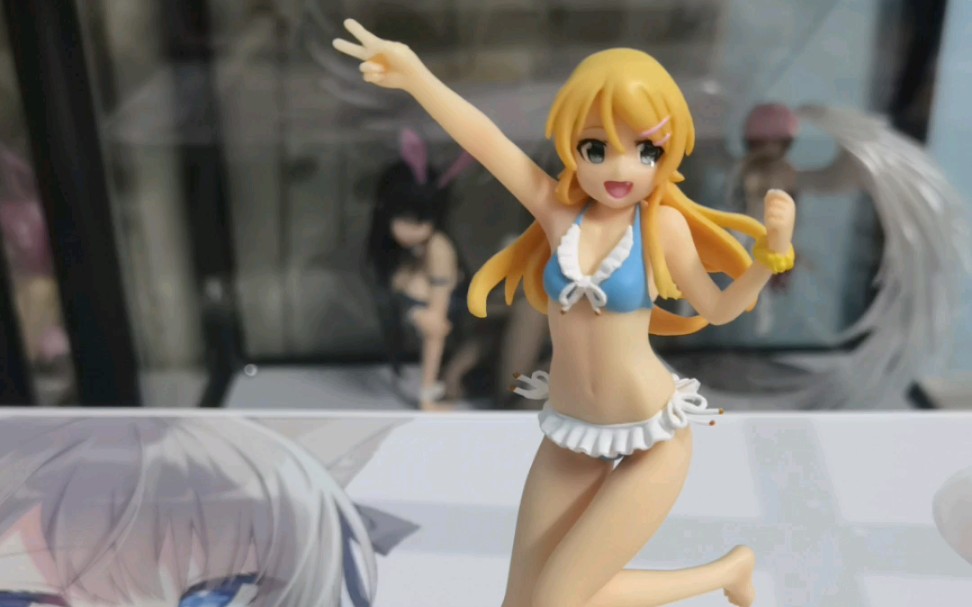 泳装桐乃的手感还不错,就是体积稍微小了点