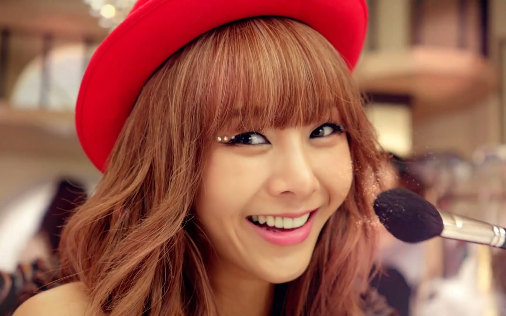 【女团】crayon pop bar bar bar story ver mv   g.na top girl mv