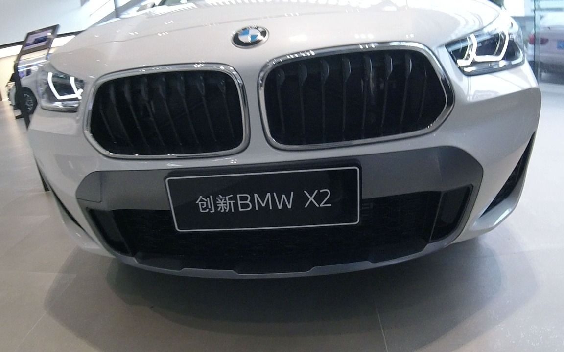 2021款 BMW 宝马X2 二十万元级SUV个性之选、操控不输4系哔哩哔哩bilibili