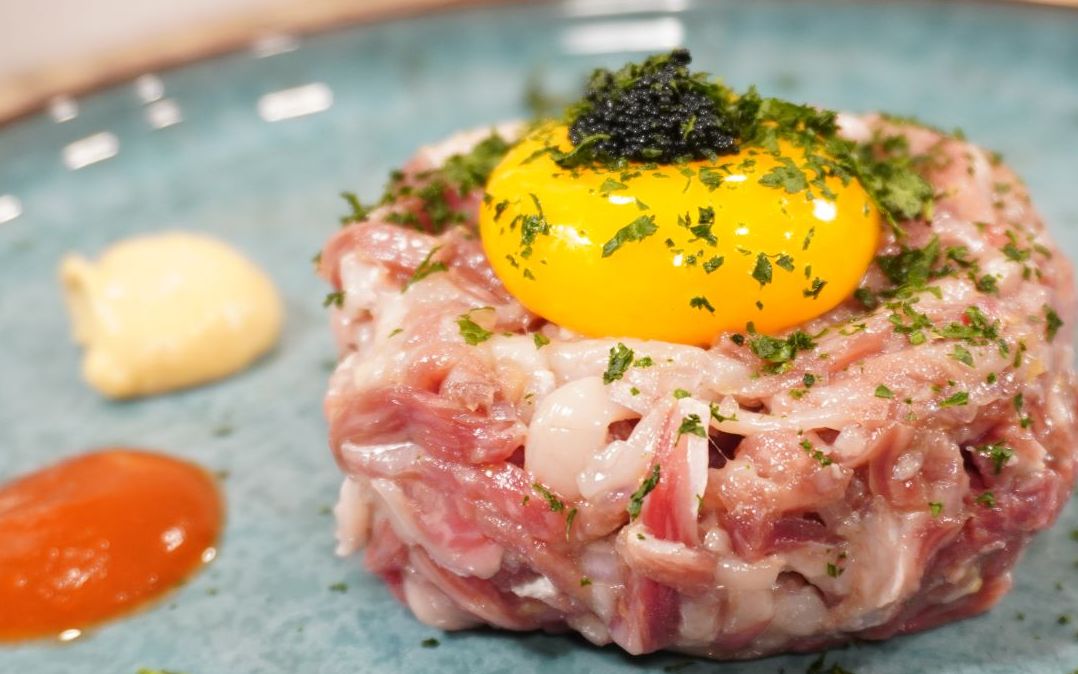 最稀有的和牛 olive wagyu a4 beef tartar 凉拌生牛肉