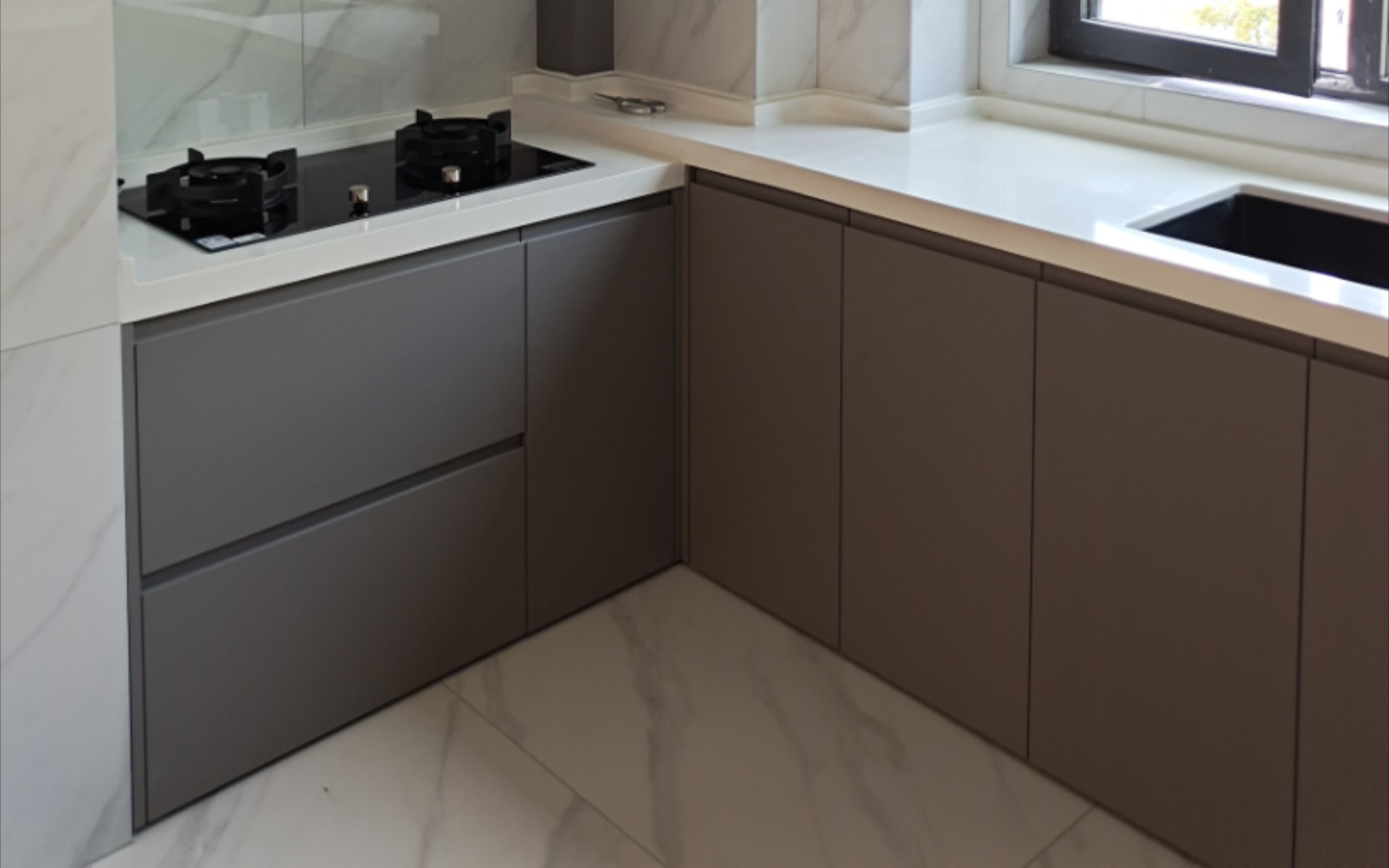 全屋定制橱柜餐边柜意式烤漆德国汉斯混油