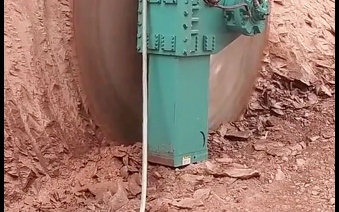 液压岩石锯 液压圆盘锯 矿山石料切割机 开山神器 挖机液压圆盘锯