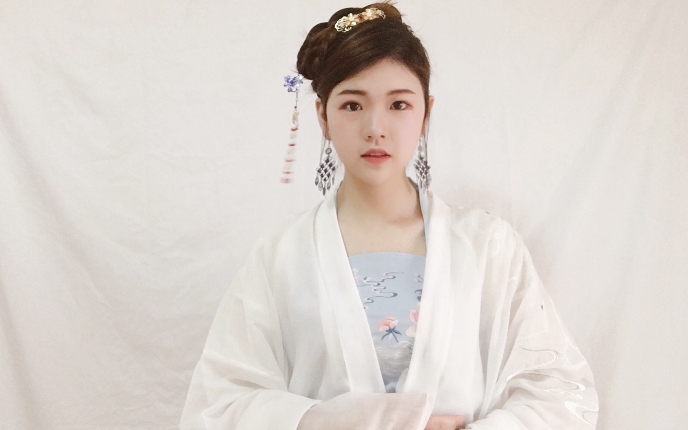 汉服试穿钟灵记雀灵