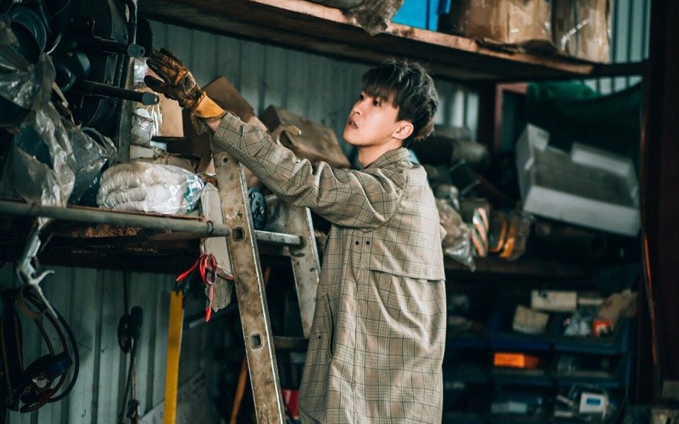 刘卓轩hinry【别来无恙】music video_哔哩哔哩 (゜-゜)つロ 干杯