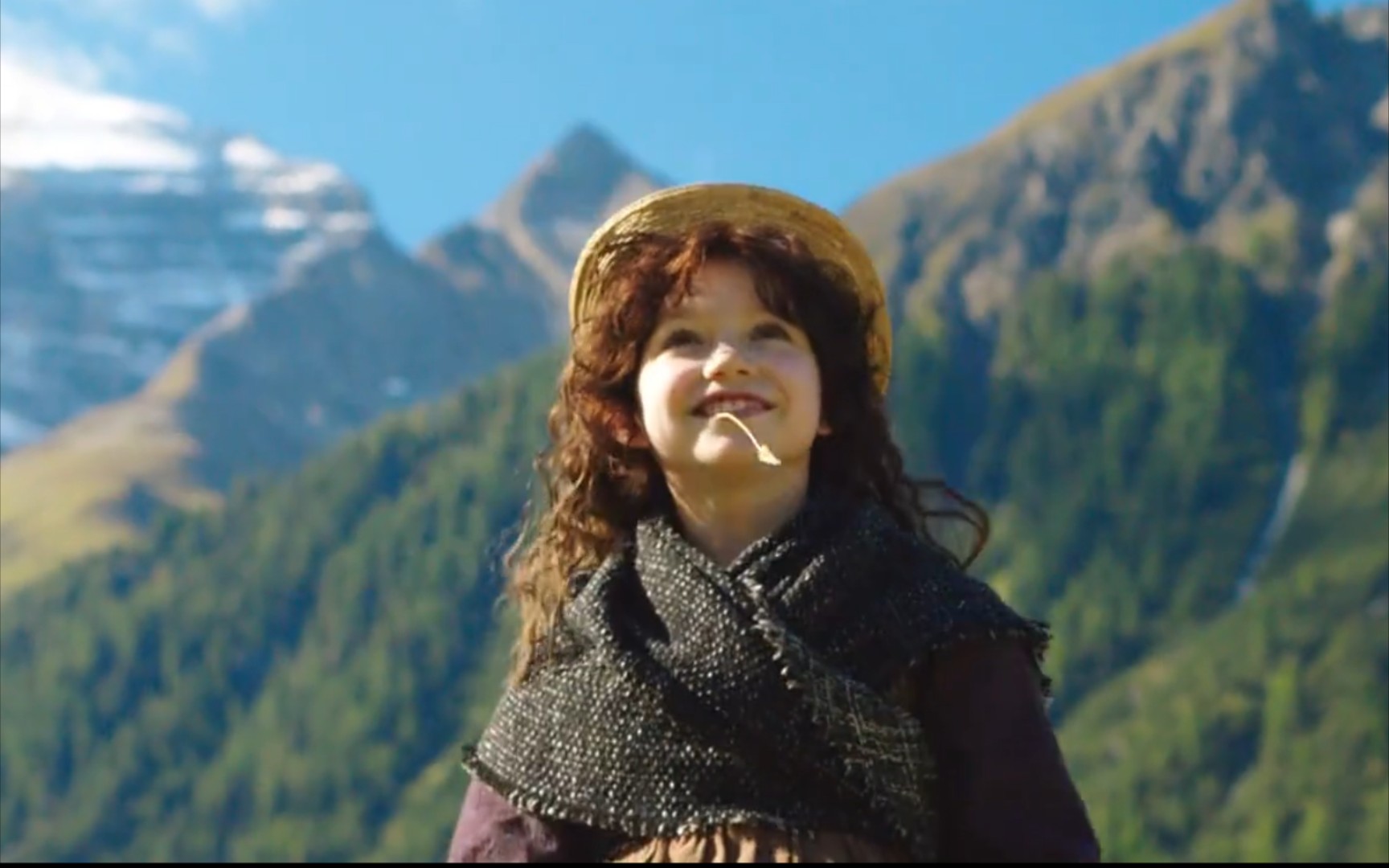 【海蒂和爷爷】谁能拒绝超可爱的小海蒂呢!