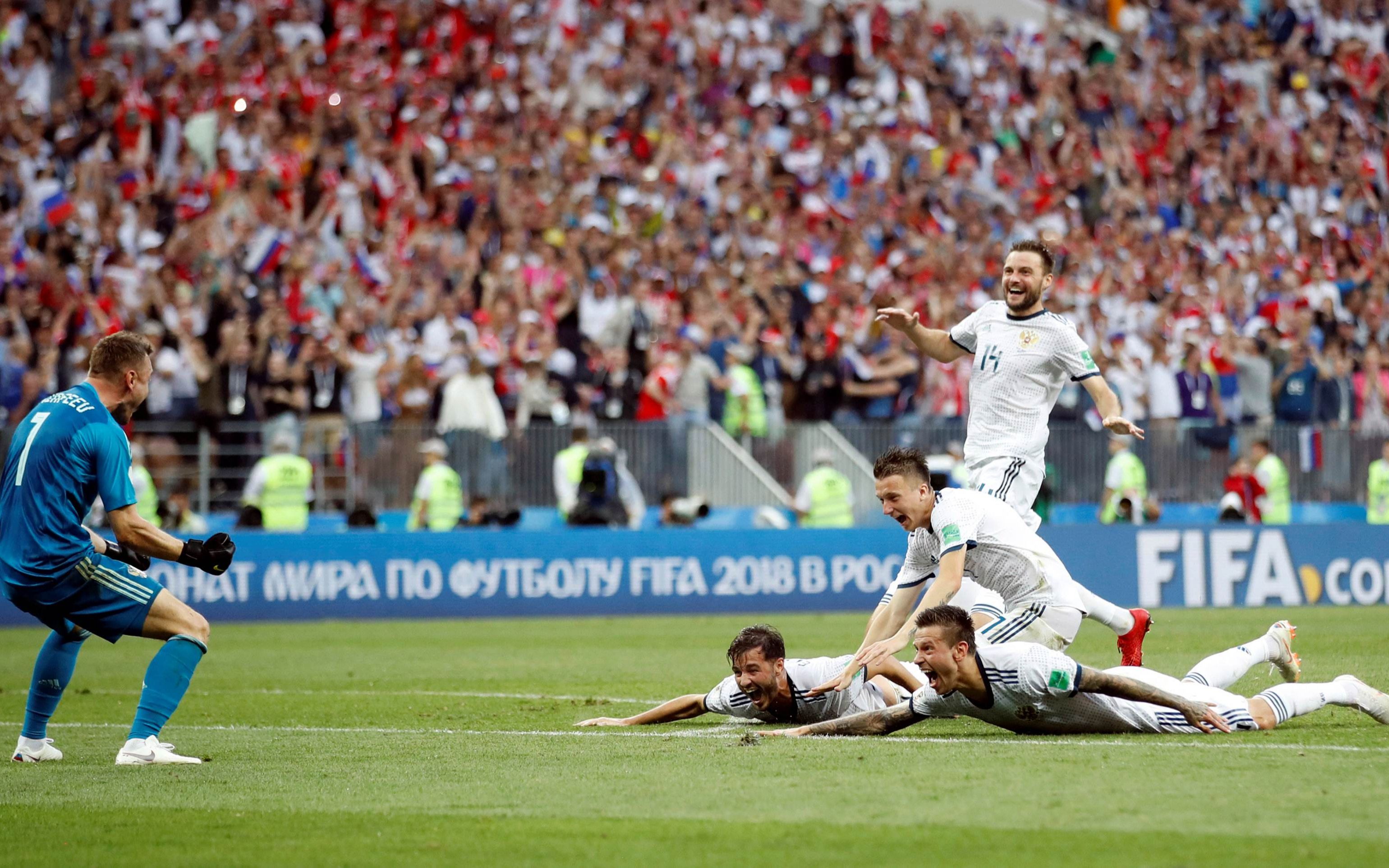 世界杯西 班牙队巅 峰对决相关图片3