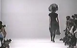 Archive: 川久保玲/ Comme des Garcons Spring Summer 1989 part I哔哩哔哩bilibili