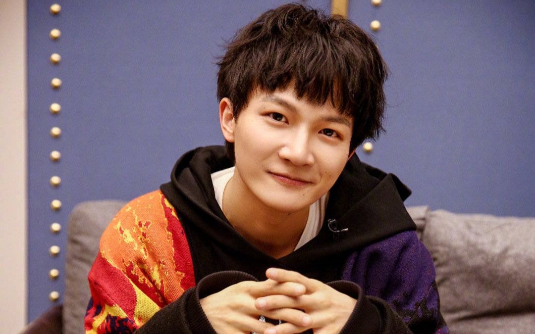 周深歌手《达尼亚》9分29秒花腔高音循环 附杀猪音