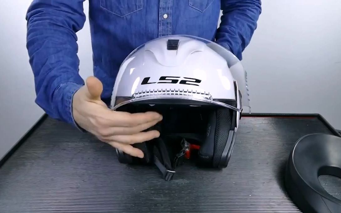 ls2 of570头盔拆装镜片教程