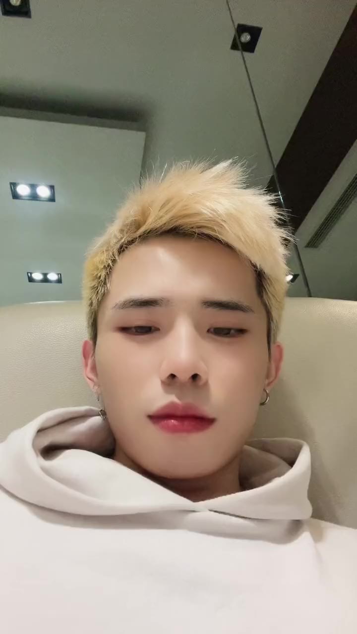 季憨憨昂(休假版)