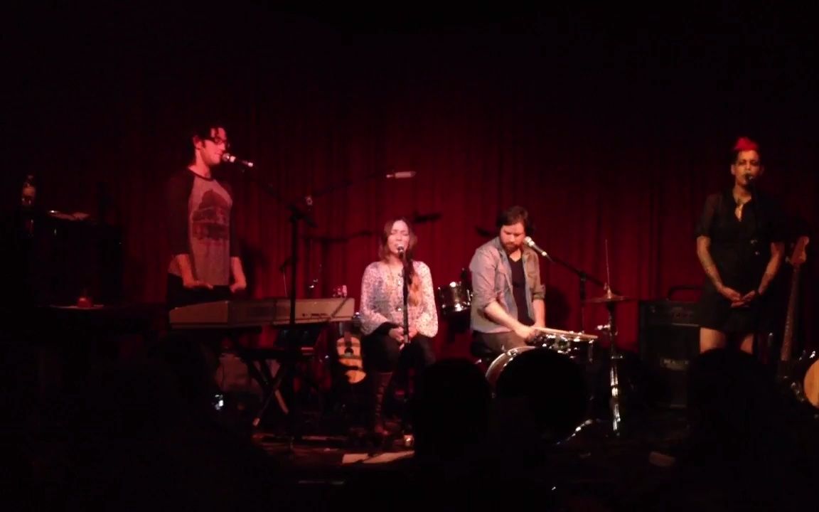 [图]The Rescues - My Heart With You (Hotel Cafe 4/5/13)