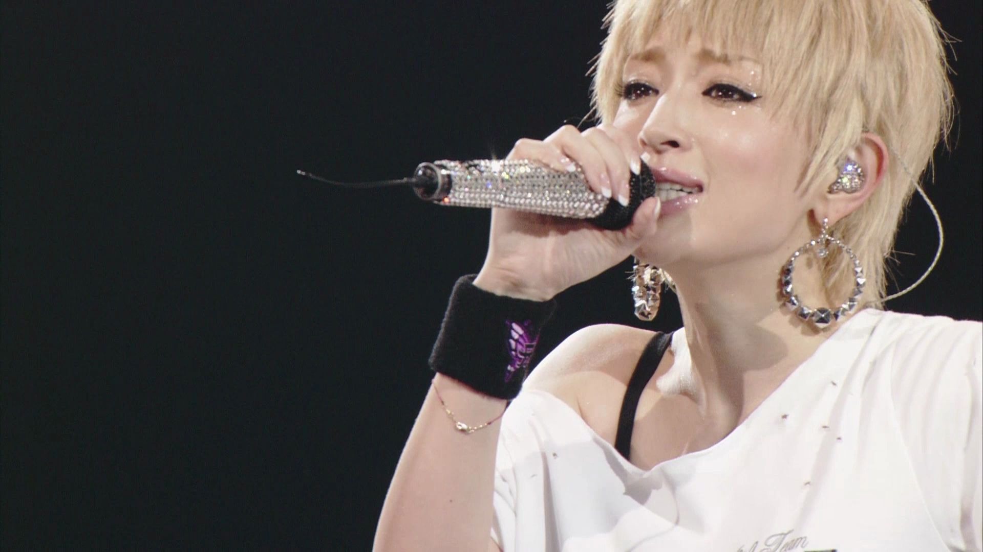 浜崎あゆみ - love song(2011)(1080p,极清晰,原盘提取)