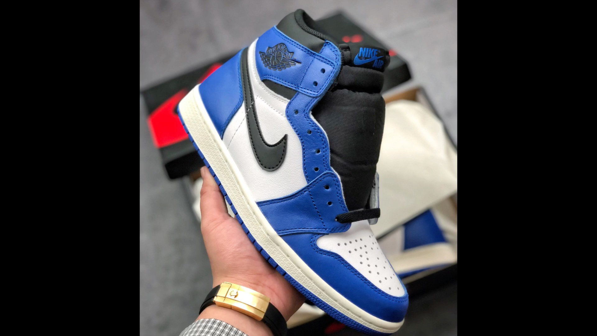 莆田纯原材料制作 Air Jordan 1 OG “Game Royal” 藤原浩小闪电 顶级工艺制作 原汁原味的一代鞋型 带你体会真正的不同哔哩哔哩bilibili