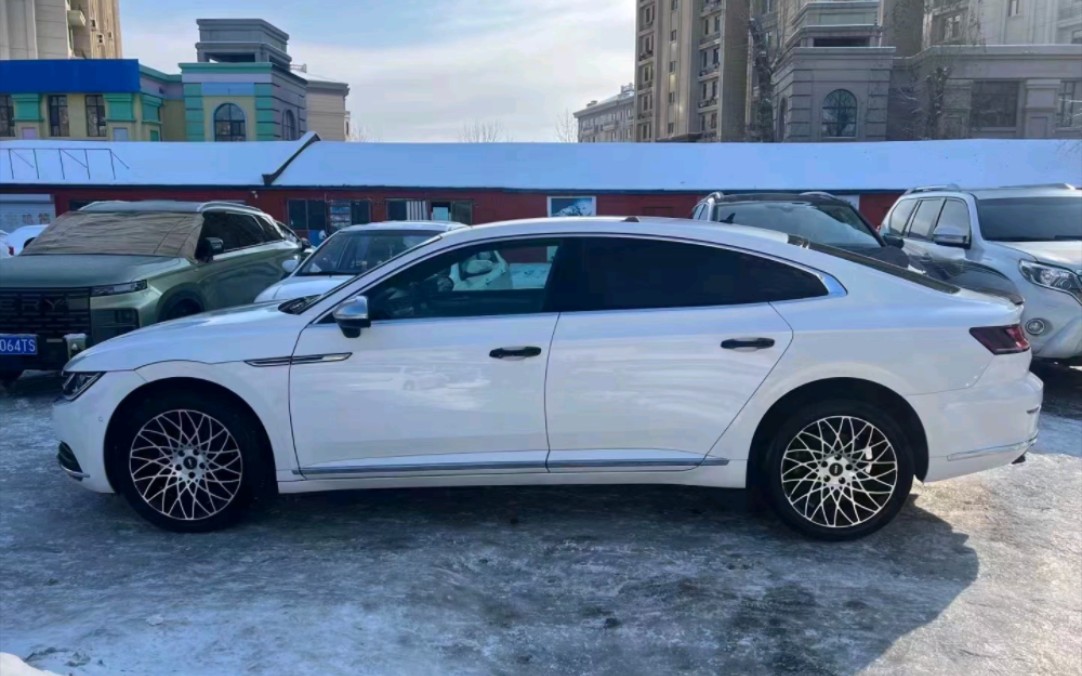 全车原版,裸车落地30多万,现在嘎嘎便宜14x贷款零首付,大众最美轿跑