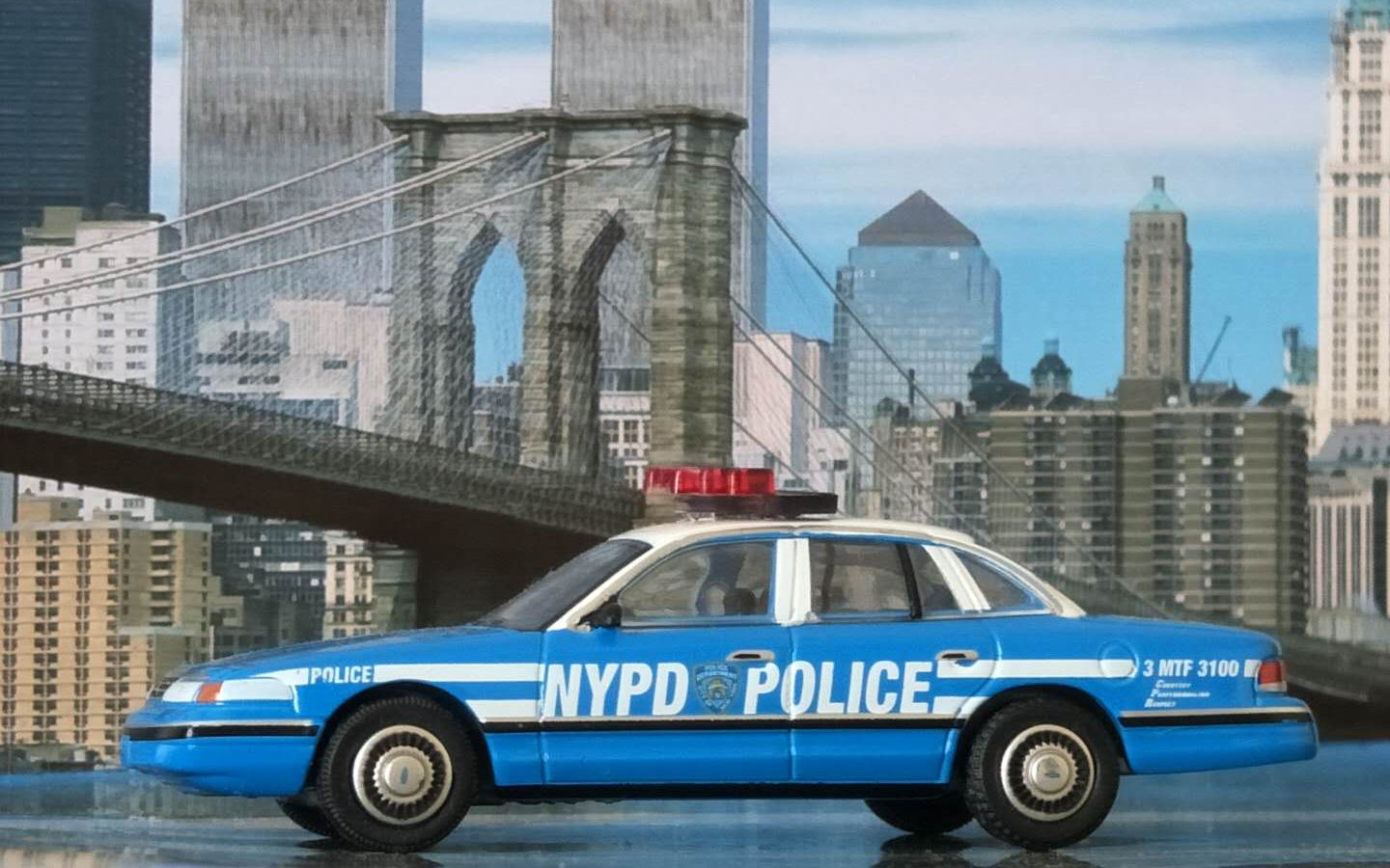 绿光1993款福特维多利亚皇冠nypd欣赏