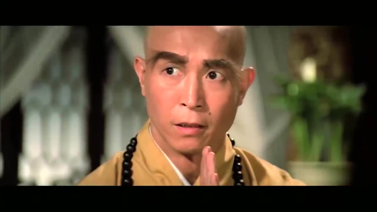 少林传人:美女鬼上身欲害狄龙,还好狄龙反应快,让和尚当替死鬼