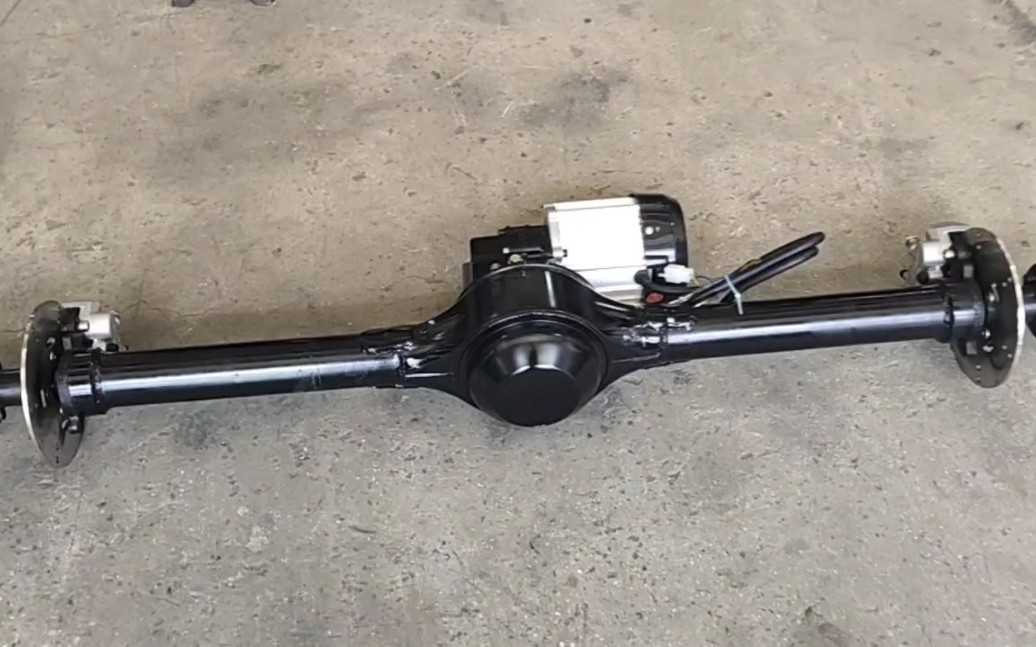 电动四轮车小功率电机,60桥管,一体变档碟刹后桥总成,可按需求定制