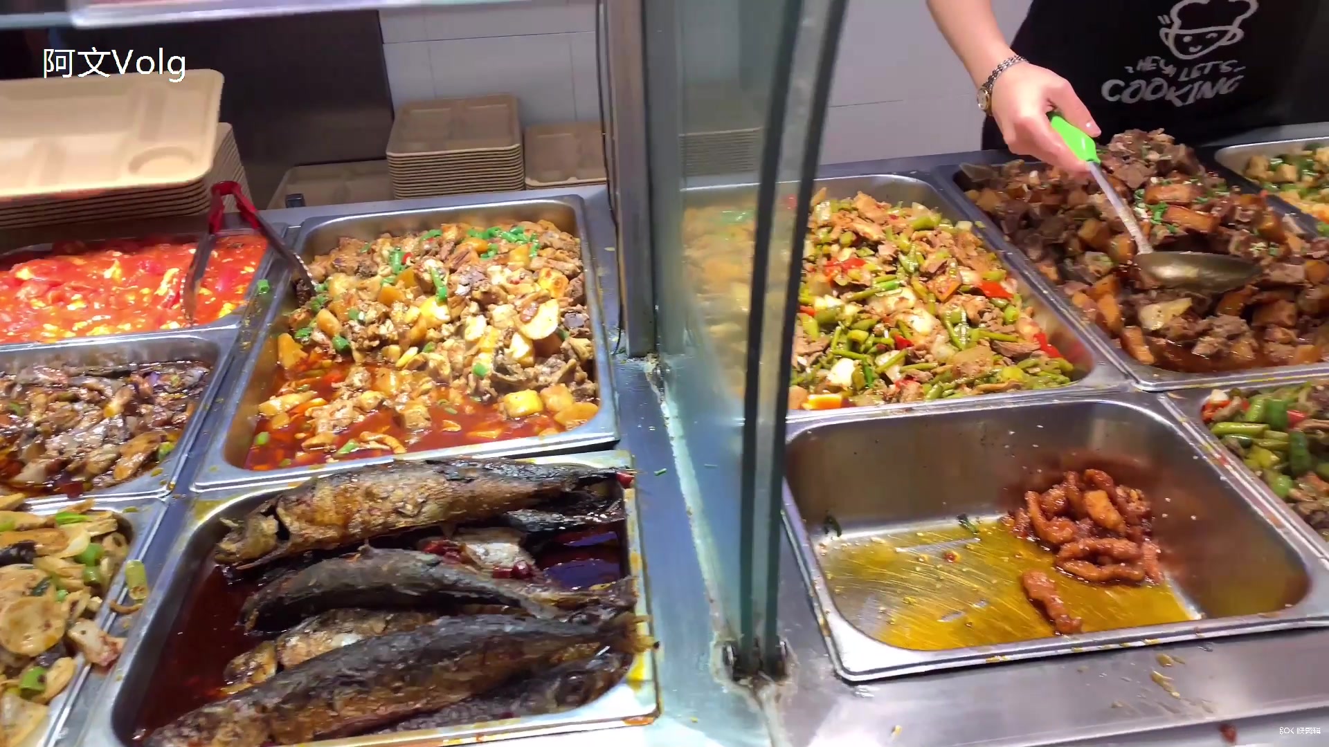 上海10万人大厂的食堂,这打菜阿姨手法,老板已哭晕在厕所!