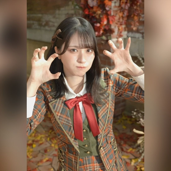 イコラブ 佐々木舞香 直筆 ラブソングに襲われる 歌唱衣装 ヨリ イコラブ 佐々木舞香 直筆 ラブソングに襲われる 歌唱衣装 ヨリ