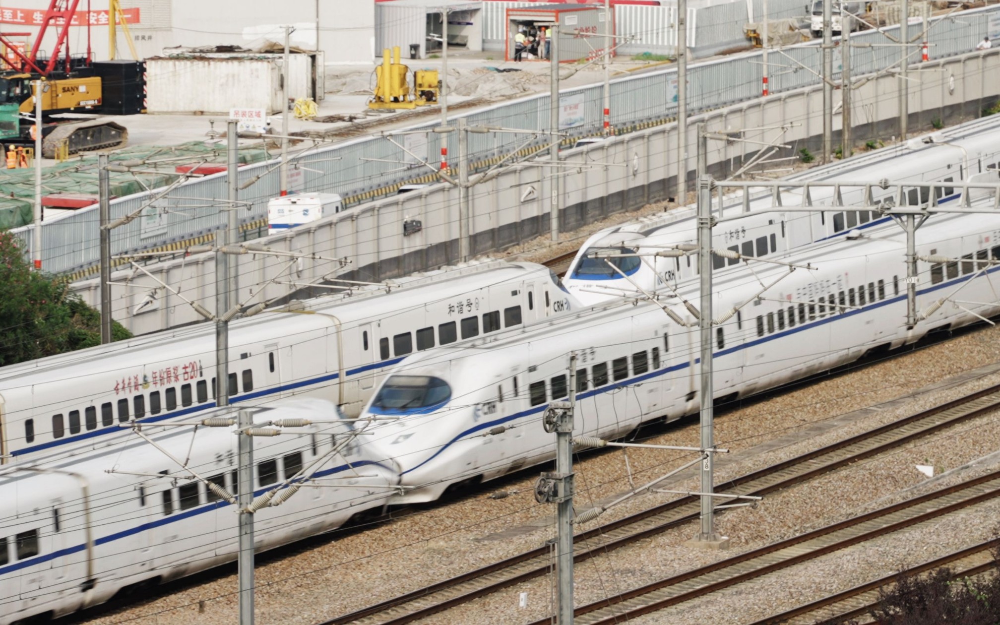 中国铁路--- 【4k画质】重连crh2c超越重连 crh2a 上海西站拍车