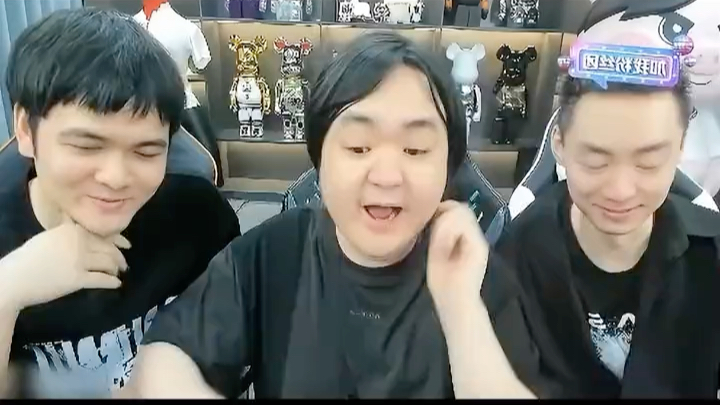 下次答应我别再开麦了好吗 # 陈伯全能王