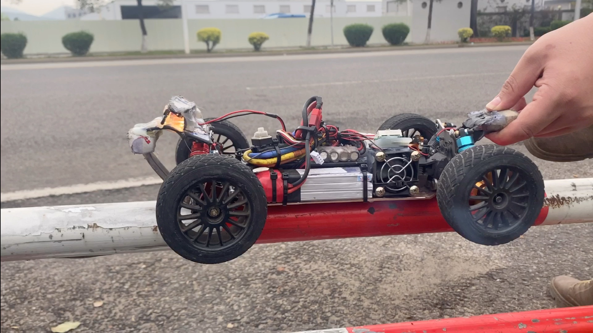 伟力124019无刷电机拉极速