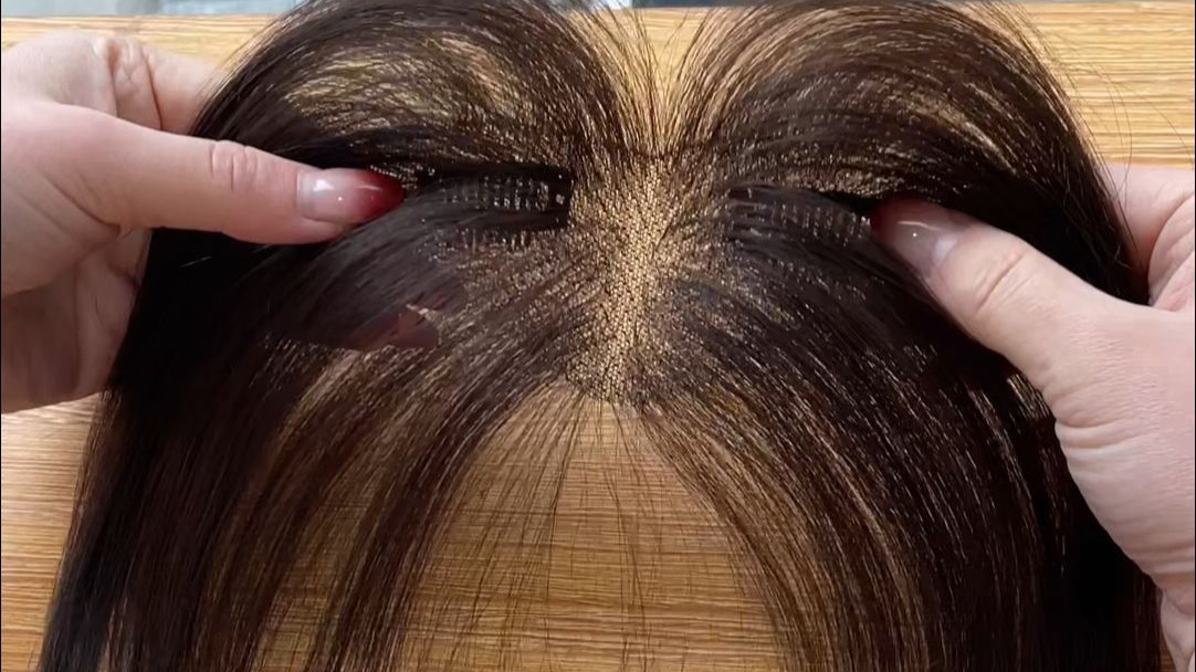 前额无边胎毛刘海,修饰脸型遮盖前额秃鬓角