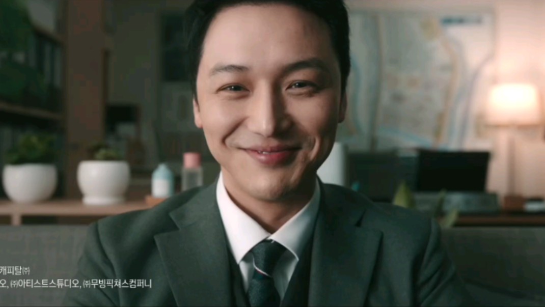 【中字】电影《她死了》首发预告,卞约汉挑战全新角色