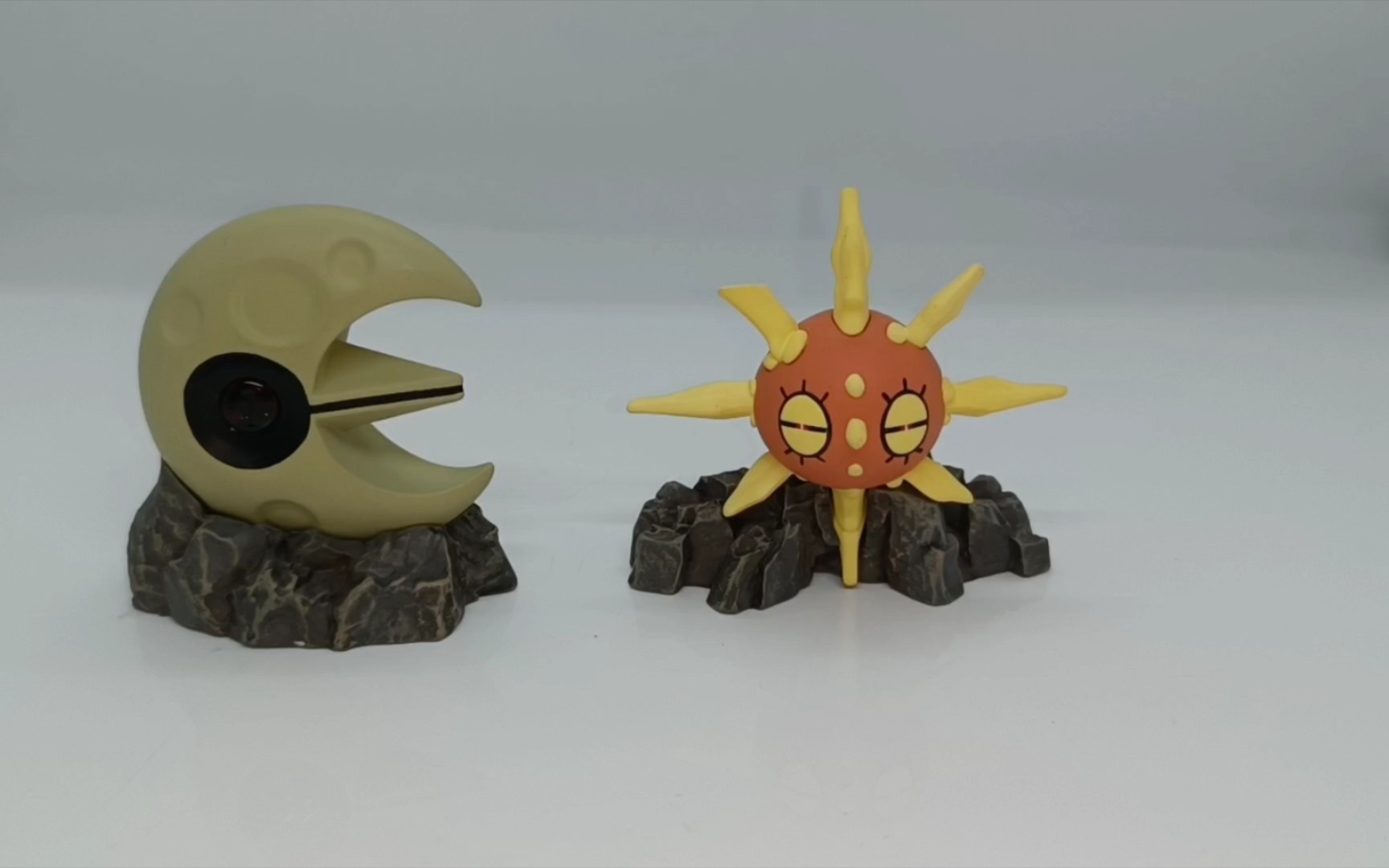 宝可梦模型 1比20比例 太阳岩 月石