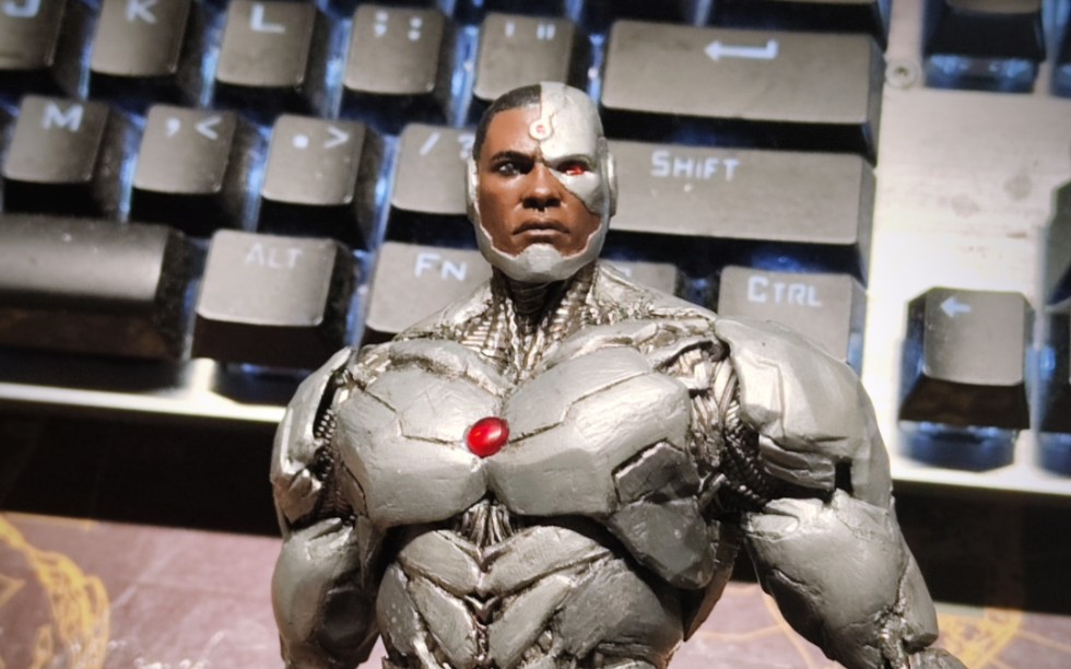 麦克法兰钢骨重涂