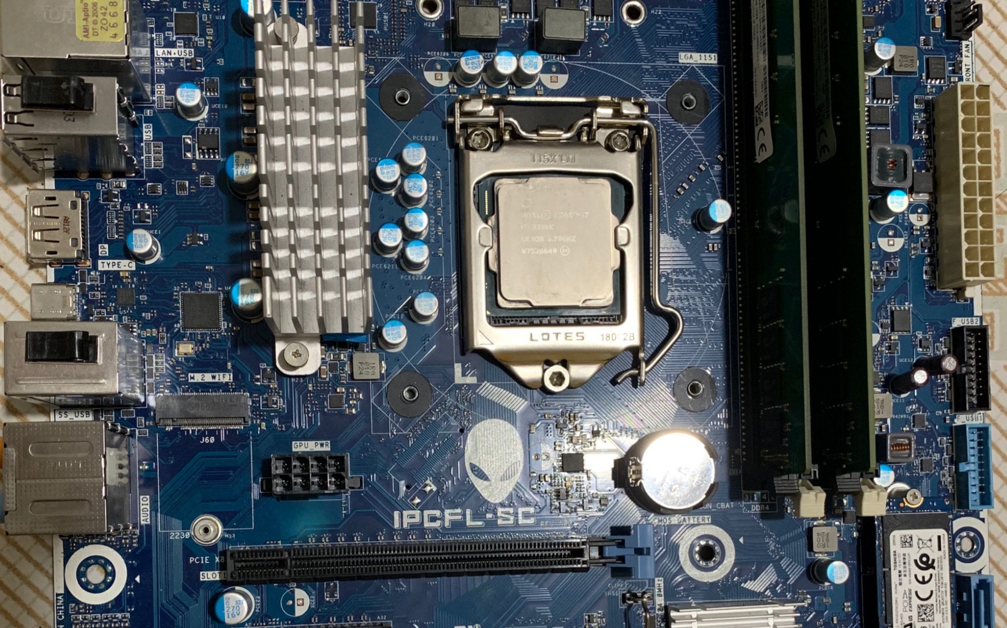 外星人台式主机aurora r7的z370能上i9-9900kcpu吗?是这样的,开不了机