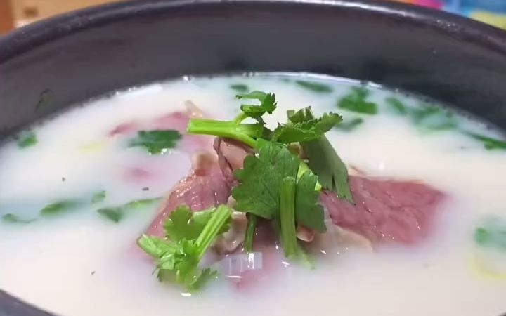 【延边美食】一碗奶白色的牛肉汤是怎么来的?
