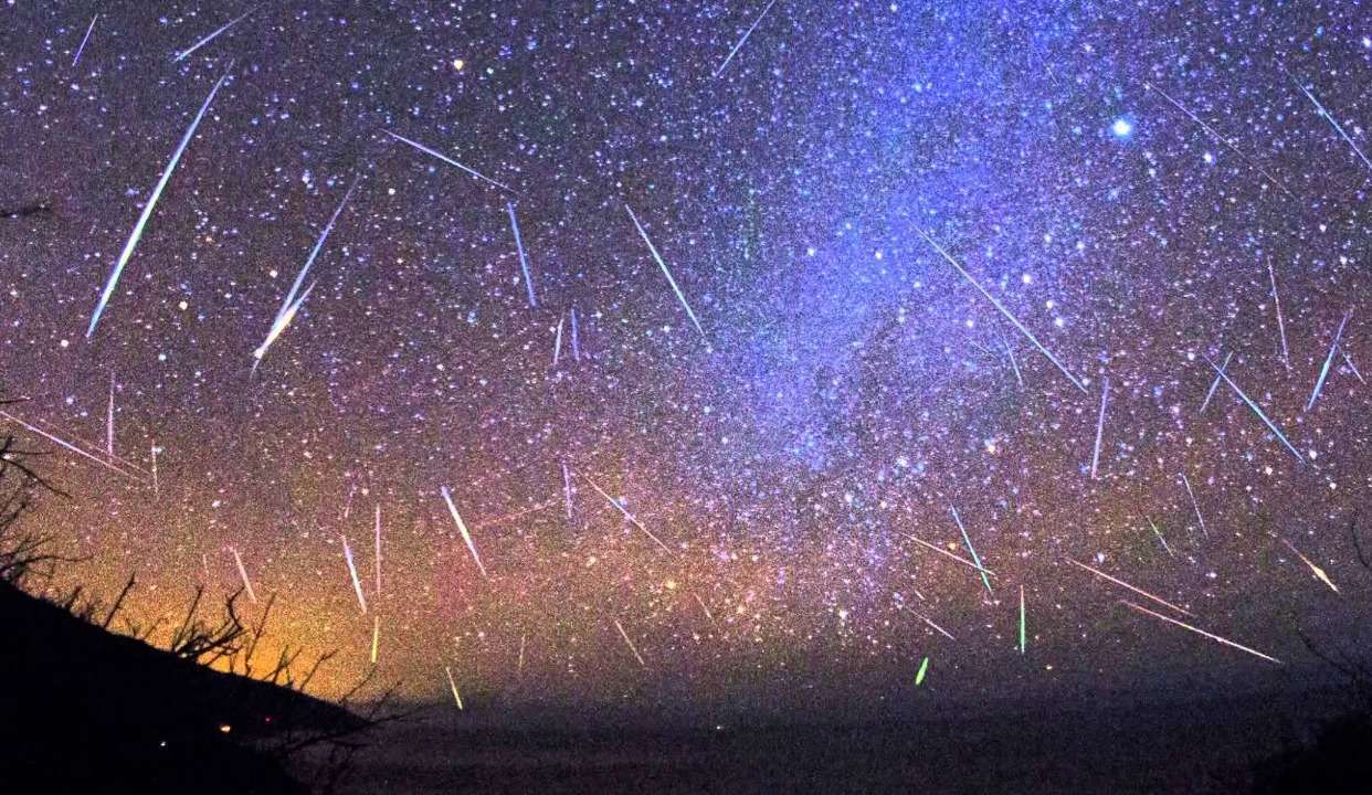 [图]没看到英仙座流星雨？那就点开这条绝美视频吧