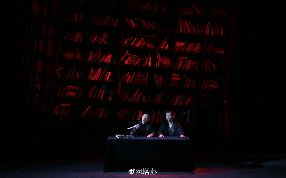 [图]图米纳斯话剧《浮士德》1207全球第二场 8分钟完整谢幕 主演：尹铸胜，廖凡