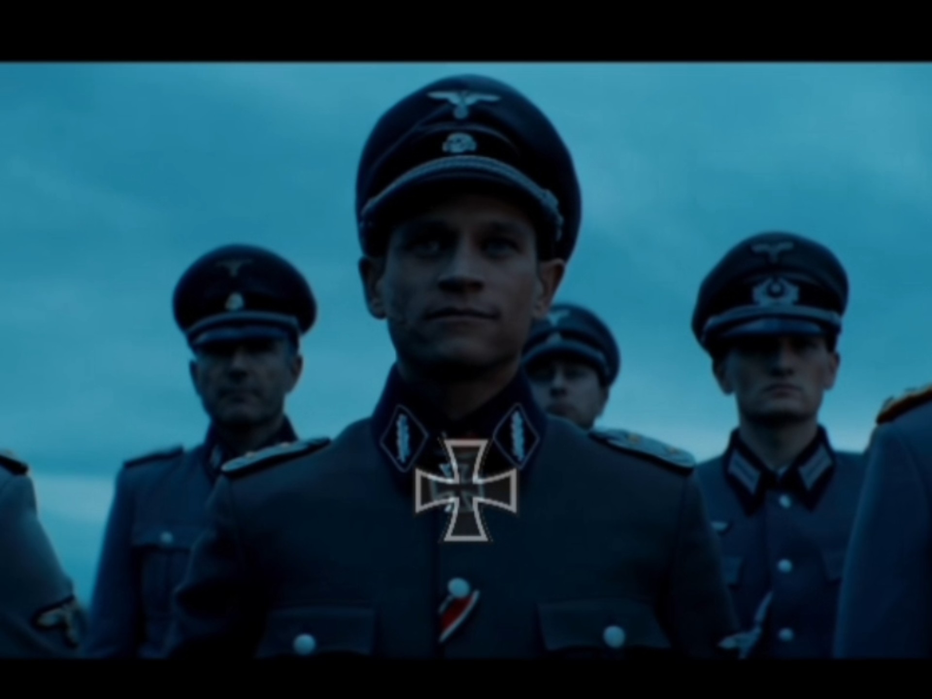 耶格尔上校的压迫感