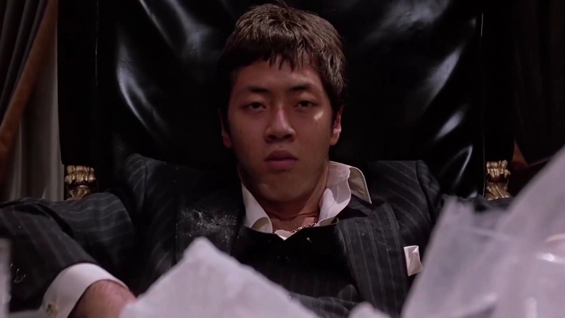 《疤面煞星》 "the world is yours"