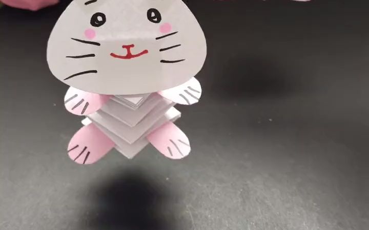 【变废为宝】会弹跳的小兔子快和孩子一起做吧!简单好玩