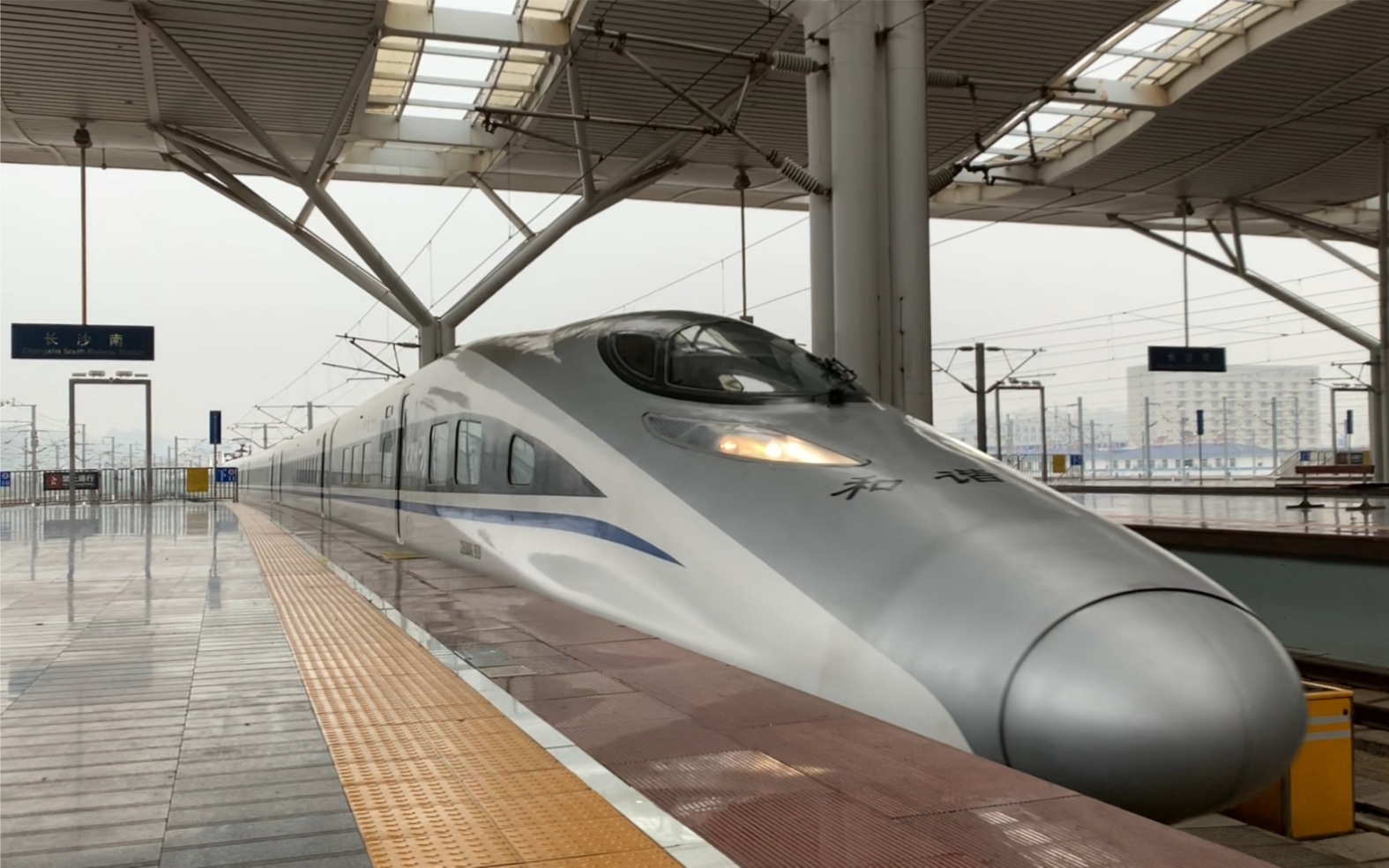 长沙南随拍:380al-2628进站,3c-3066/3069重联刹车声巨大