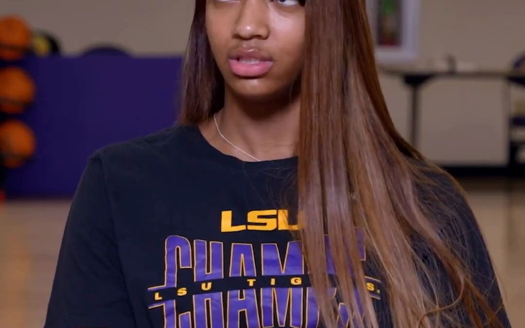 angel reese谈自己打破纪录,不看字幕,你能听懂多少英文对话?