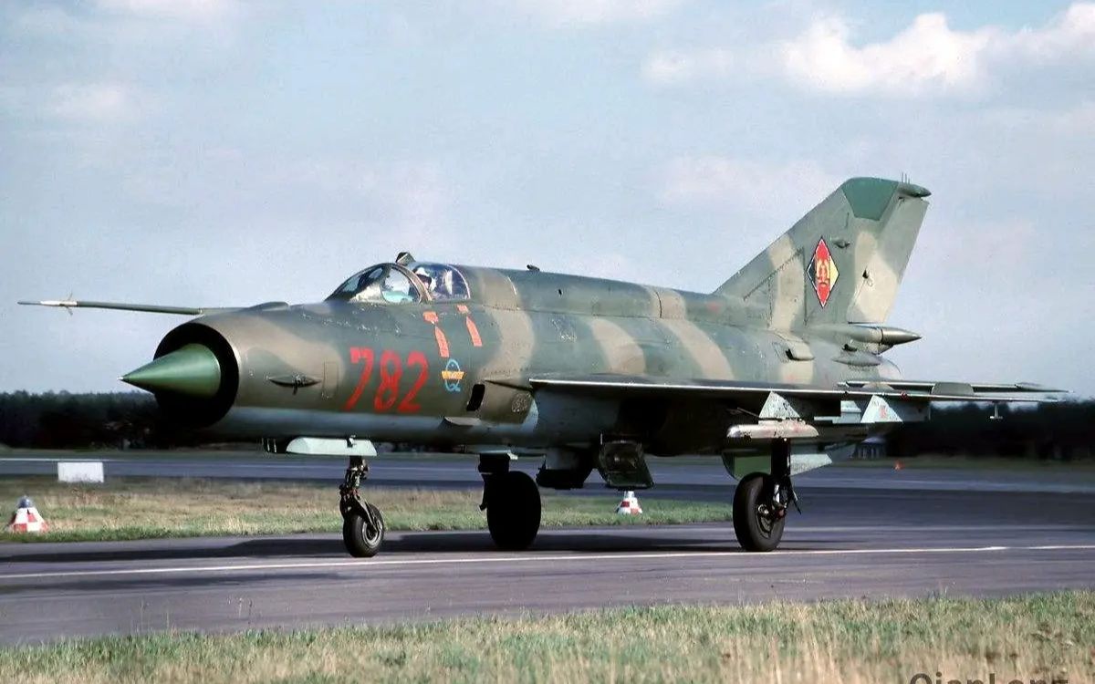 战争雷霆mig21无伤四连杀